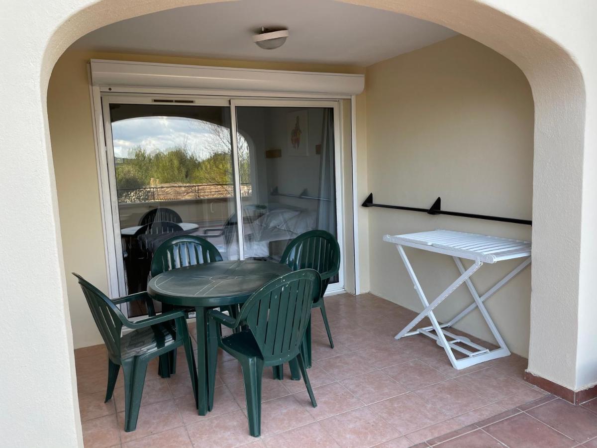 Studio Sur Le Domaine Du Golf De Pont Royal Малмор Екстериор снимка